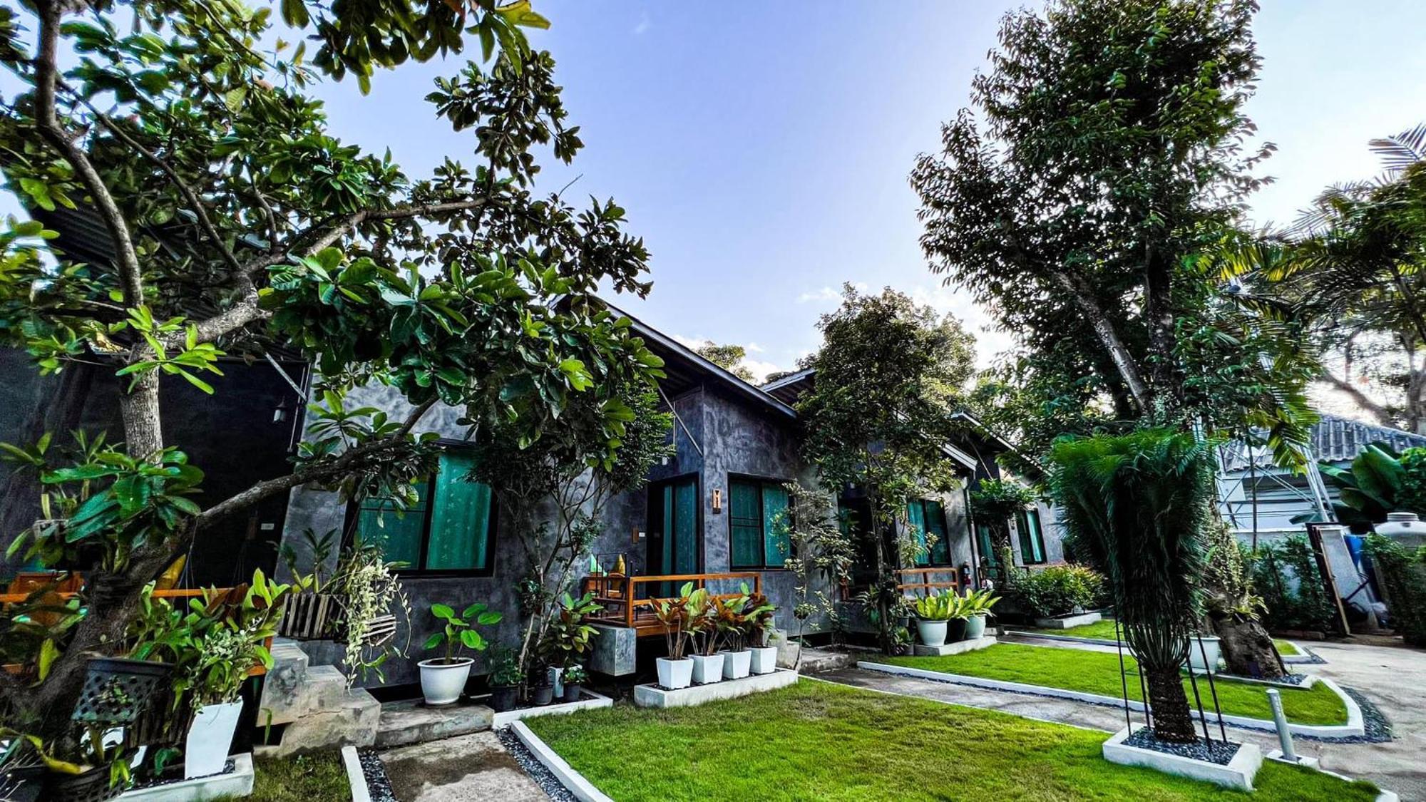 Family House @ Pai Hotel Exterior photo